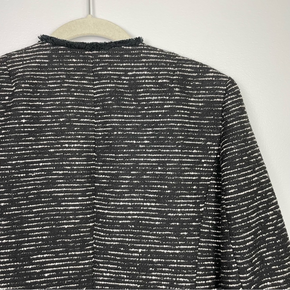 Banana Republic Black and White Boucle Fringe Trim Business Professional Balzer - Picture 8 of 15